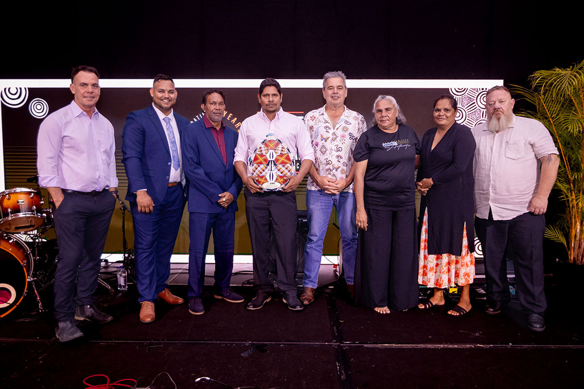 Gooring Jimbila Contracting receiving the 2025 Judges' Choice Award at the AEMEE 2025 Annual Conference.