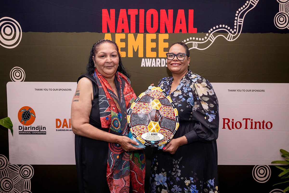 3BB Contracting Pty Ltd representatives holding the 2025 New Indigenous Business of the Year award at the National AEMEE Awards.