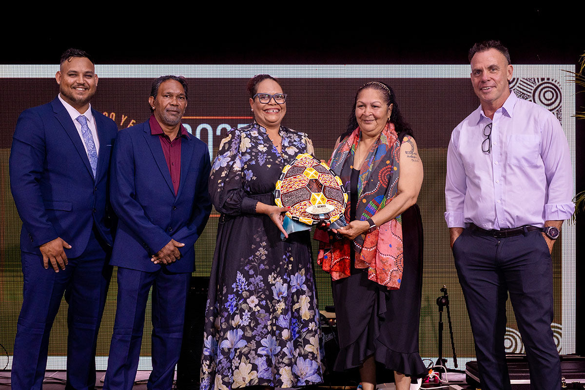 2025 New Indigenous Business of the Year award presented to 3BB Contracting Pty Ltd at the AEMEE 2025 Annual Conference.